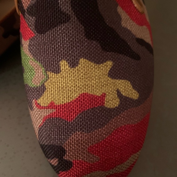 Jon Josef, flat RED Camo loafer, worn 2 times, size 9 med, made in Spain. - Picture 2 of 10